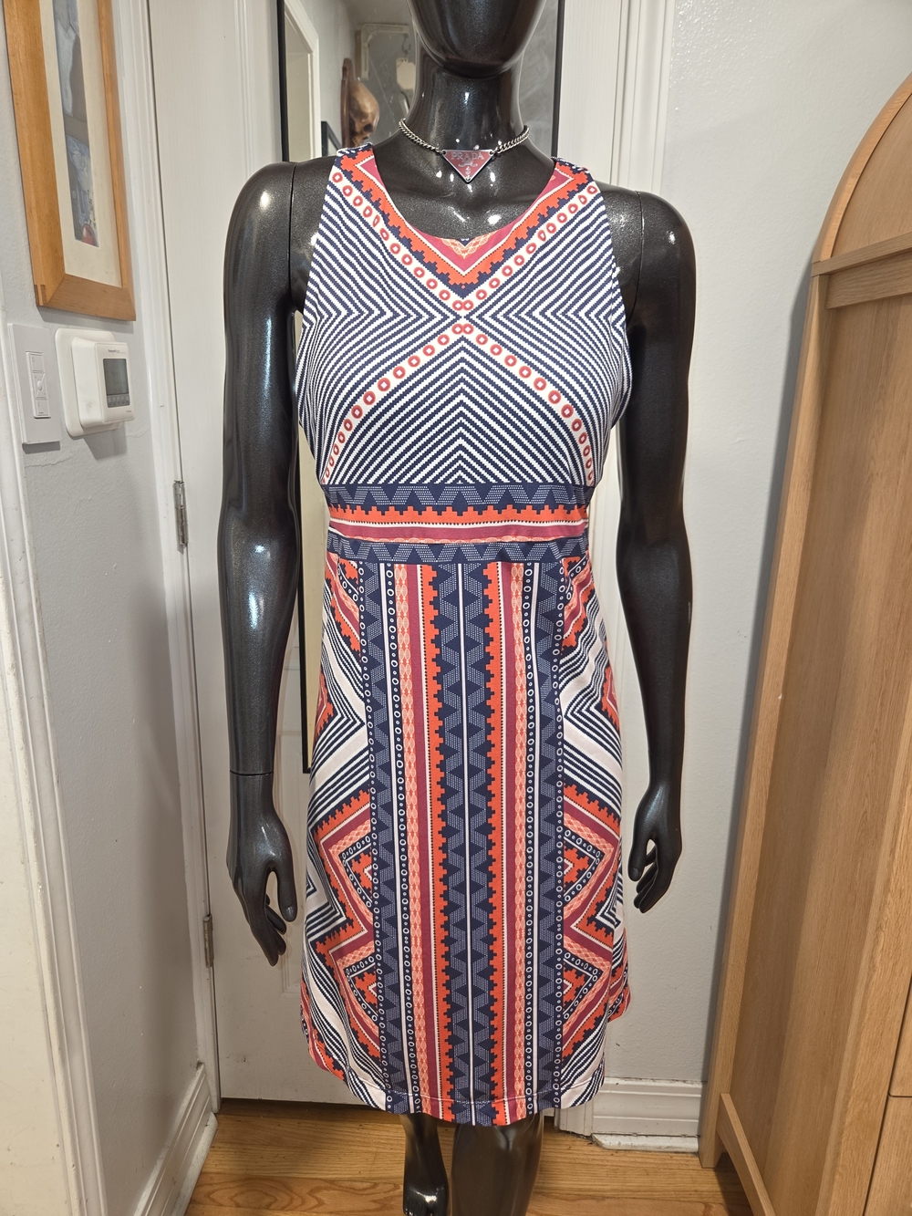 Prana Beautiful Navy and Coral Patterned Sleeveless Dress Sz M
